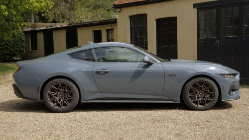 FORD MUSTANG FASTBACK 5.0 V8 GT 2dr view 20